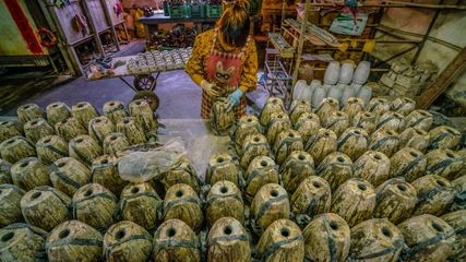 穿越千載鉛華，隴上瓷都浴火重生——傳統技藝的現代技術轉讓之路